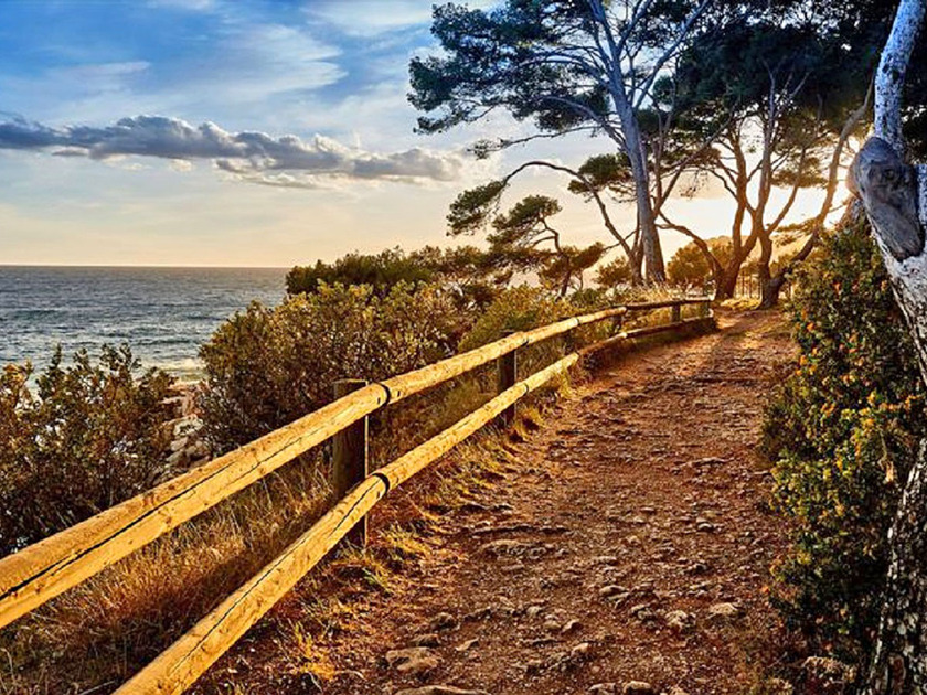 © Sentier du Littoral - Benjamin Marziac / Bandoltourisme
