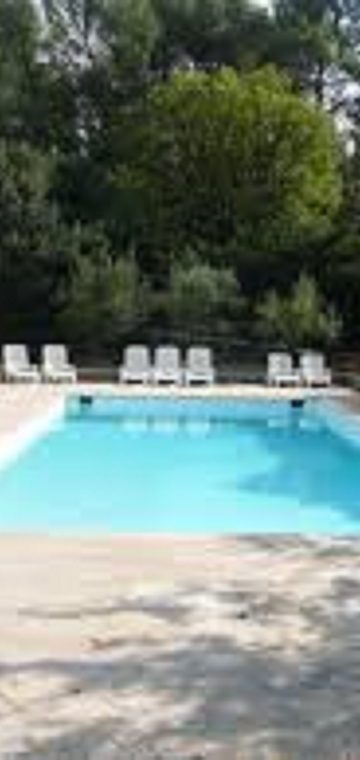 © piscine - La Mas du Galantin