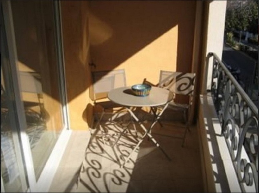 © Terrasse - Côtes et sud
