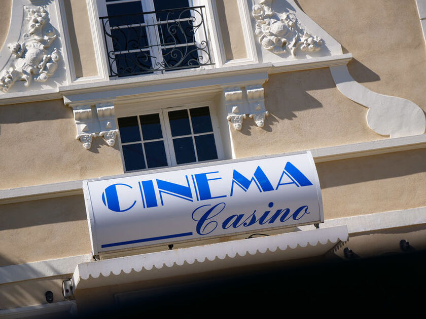 © Cinéma Casino à Saint-Cyr-sur-Mer - Office de tourisme de Saint-Cyr-sur-Mer / Joan Costeja