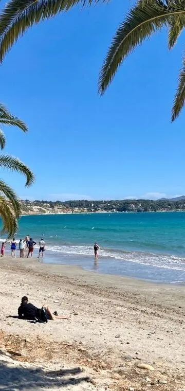 © Plage du Grand Vallat / Grand Vallat Beach - Plage du Grand Vallat Bandol
