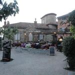 © Place de l'Ormeau - Auberge de l'Ormeau