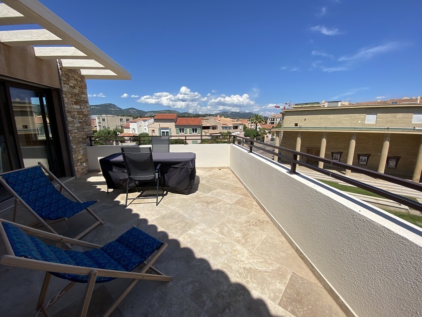 © Terrasse - Sarl Brenac Tourisme