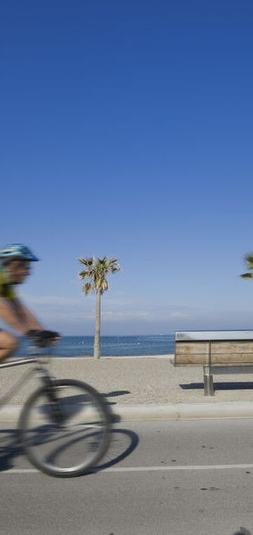 © Le Parcours Cyclable du Littoral Varois - V65 / Etape 1 : Sanary-sur-Mer > Hyères - Nicolas Pinson @ France Vélo tourisme