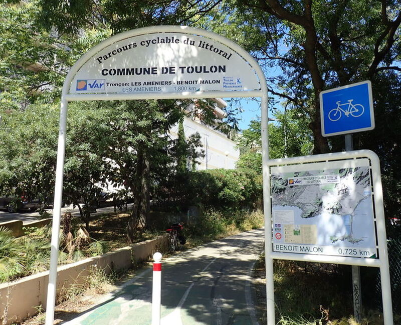 Le Parcours Cyclable du Littoral Varois - V65 / Etape 1 : Sanary-sur-Mer > Hyères