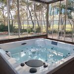 © Spa privatif chambre La Calanque - Les Pieds Tanqués