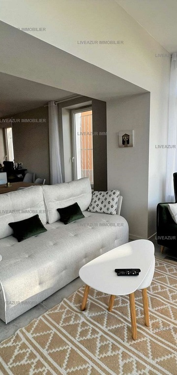© Salon - Liveazur