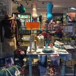 © L' Art en Mer Concept Store & Surf Shop Les Lecques vitrine - PASCAL LOUSTANEAU