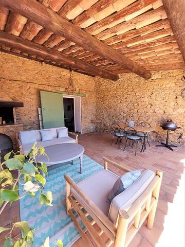 © la terrasse de l'Atelier - roman caroline