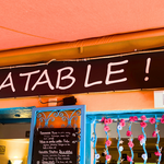 © À Table - À Table
