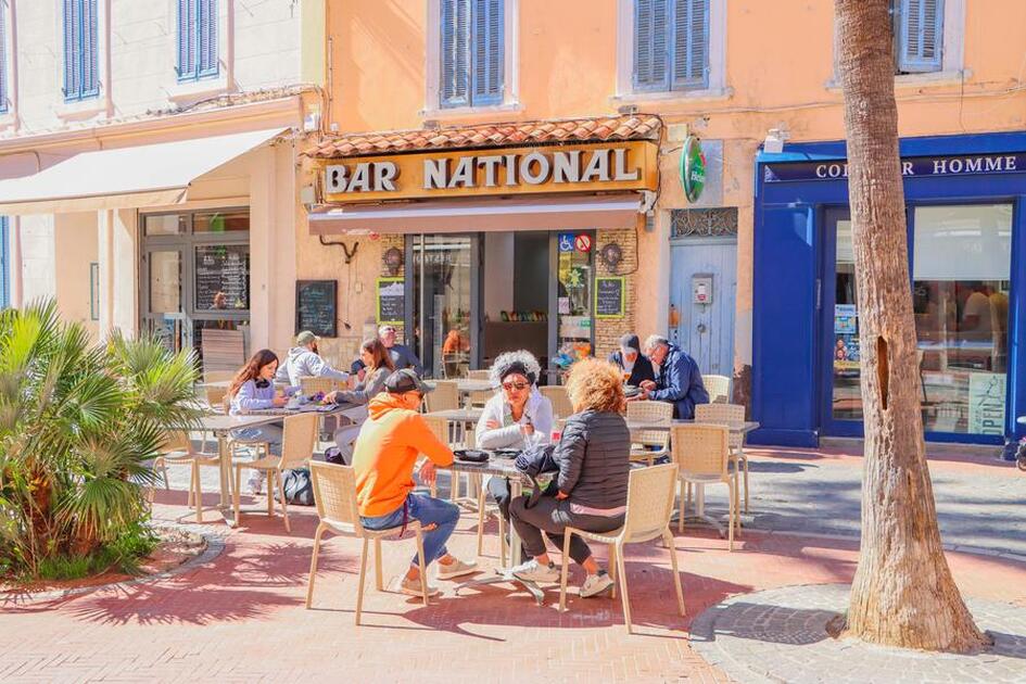 © Bar  National - Sanary Tourisme