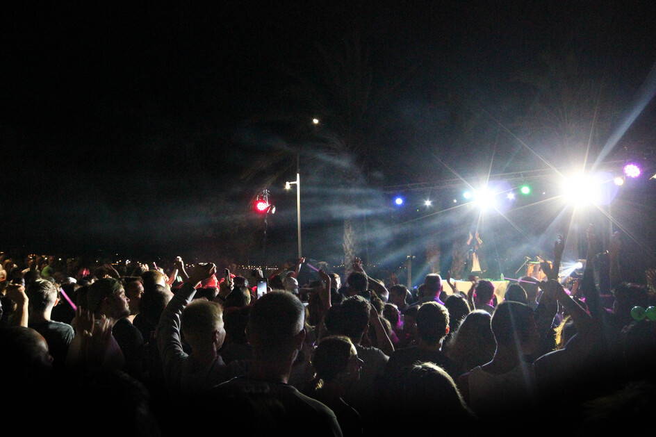 © Soirée musicale quai Gélu - Office de tourisme de Saint-Cyr-sur-Mer / Joan Costeja