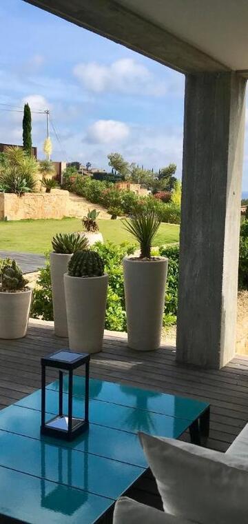 © Contemporaine - Contemporaine