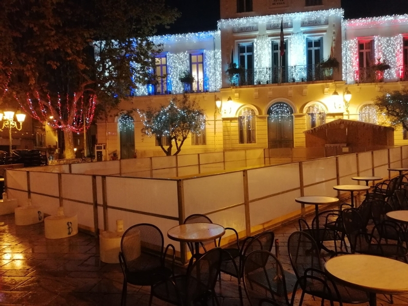 © Patinoire_Le Beausset - MAIRIE DU BEAUSSET