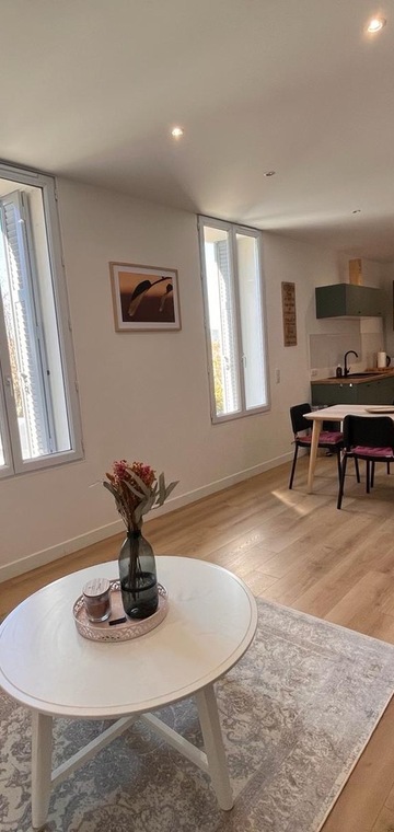 © Salon salle à manger - La Bastide du Soleil_Saint-Cyr-sur-Mer