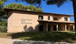 © Résidence des Equipages_Le Castellet - Aeroport du Castellet