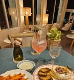 © La table 6.4_Sanary-sur-Mer - La table 6.4