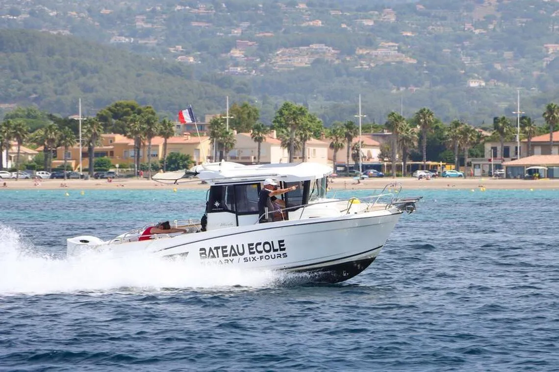 © Sanary Bateau École_Sanary-sur-Mer - Sanary Tourisme