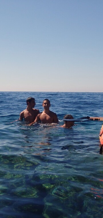 © Location de kayaks, stand up paddles, finboards vision et pédalos - Saint Cyr Kayak