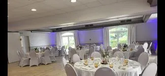 © Salle de réception - Grand Hôtel des Lecques
