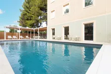 © Logis Hôtel de Port d'Alon_Saint-Cyr-sur-Mer - Logis Hôtel de Port d'Alon_Saint-Cyr-sur-Mer
