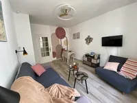 © Séjour avec ventilateur au plafond - BASSI-CAT 26