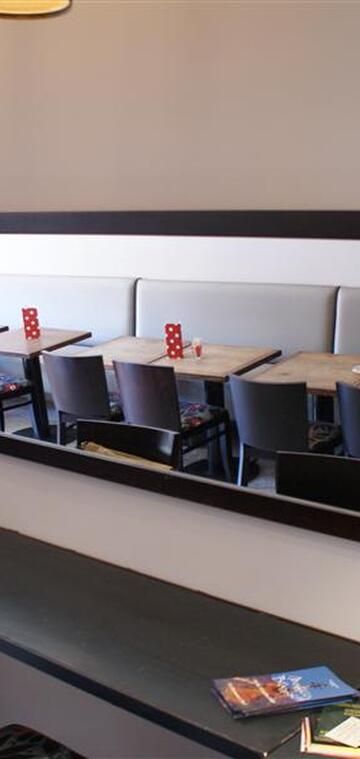 © Restaurant Les Filles - Commune Le Beausset