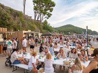 © Sardinade & DJ on the beach_Saint-Cyr-sur-Mer - ©Office de tourisme de Saint-Cyr-sur-Mer -  Inès Da Fonséca