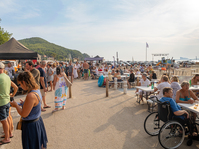 © Sardinade & DJ on the beach_Saint-Cyr-sur-Mer - ©Office de tourisme de Saint-Cyr-sur-Mer -  Inès Da Fonséca