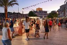 © Marché Artisanal Nocturne_Sanary-sur-Mer - Sanary Tourisme
