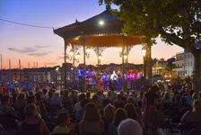 © Concert "Dansez maintenant" par l'Orchestre l'Aventure Musicale_Sanary-sur-Mer - Ville de Sanary-sur-Mer