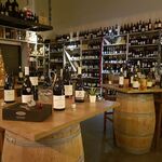 © Plaisirs Divins - Restaurant § Cave à vins Plaisirs Divins
