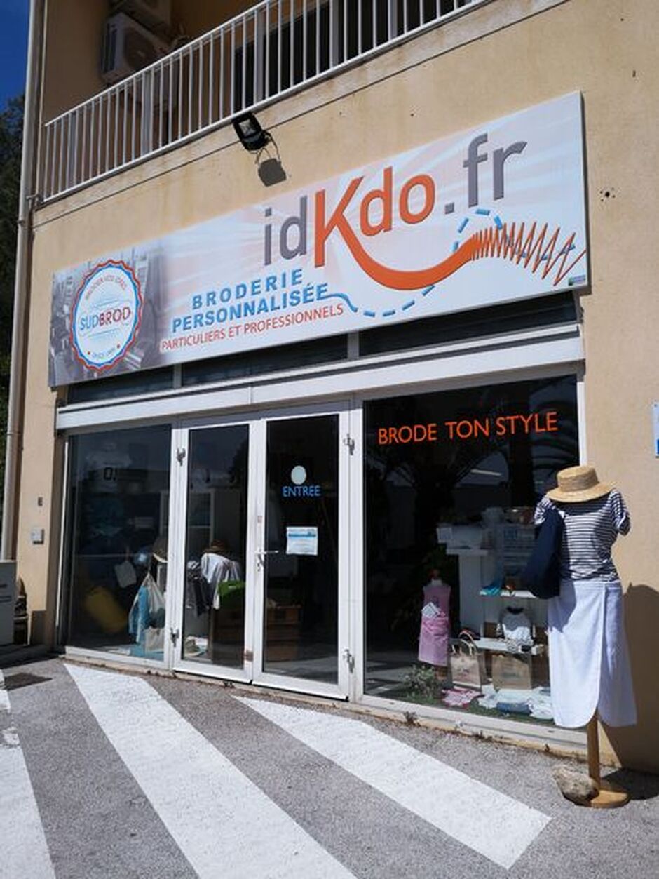 © idkdo - idkdo