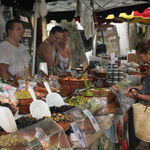 © Marché hebdomadaire - Office de Tourisme de Saint-Cyr-sur-Mer