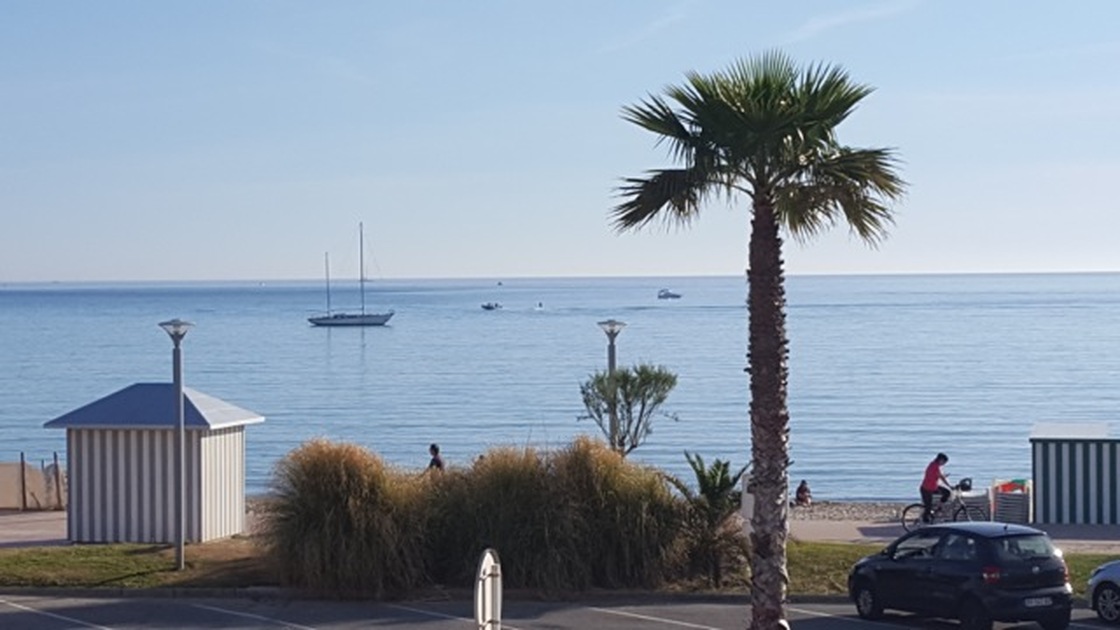 © Vue de la mer - Morlet