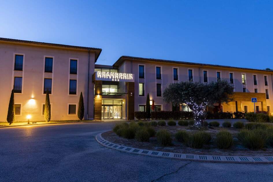 © Grand Prix Hotel - Grand Prix Hôtel