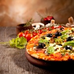 © Pizza de la Tour - Restaurant - Sanary sur Mer - Pizza de la Tour  - Fotolia