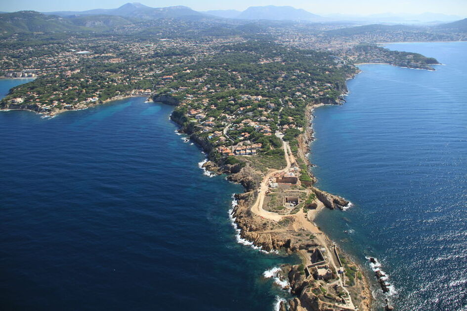 © Le littoral - Mairie de Sanary sur Mer