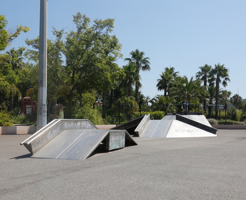 Skate parc et piste VTT