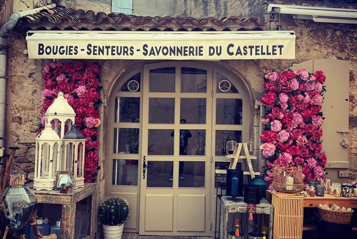 Romanse "Les bougies du village"