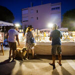 © Marché des créateurs place de l'appel du 18 Juin - Office de tourisme de Saint-Cyr-sur-Mer / Joan Costeja