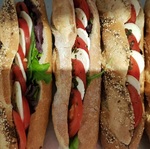 © Boulangerie Pâtisserie La Bandolaise - Boulangerie Pâtisserie La Bandolaise