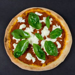 © Pizzeria Della Stazione - Pizzeria Della Stazione