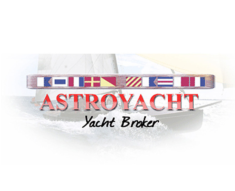 Astro Yacht