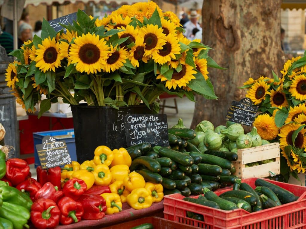 Plus beaux marchés ouest Var - Le Castellet
