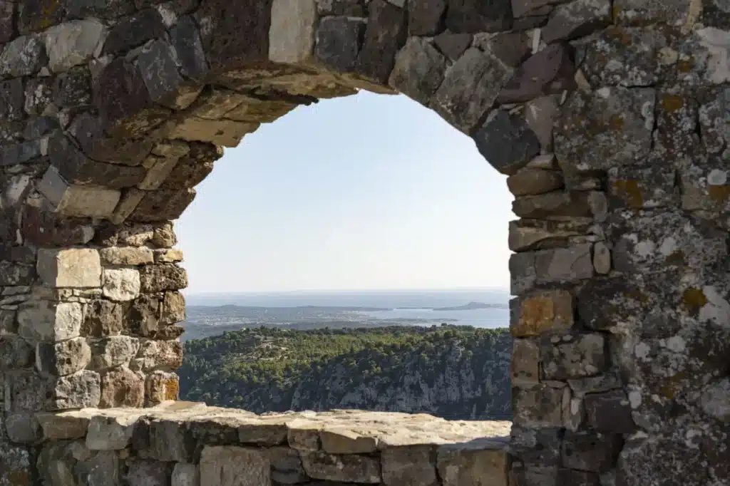 Evenos - Village Sainte-Baume