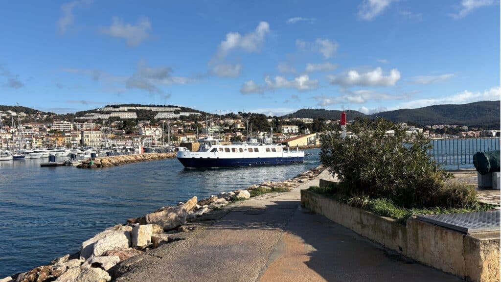 Navette traversée île de Bendor Bandol