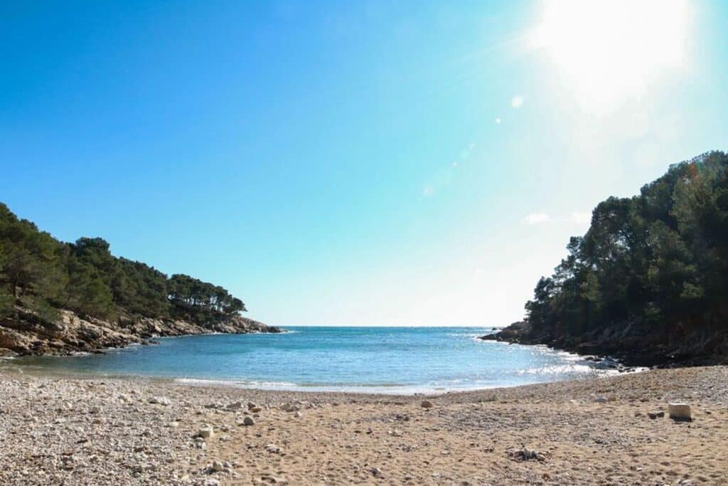 Où se baigner à Saint-Cyr-sur-mer ? Calanque de Port d'Alon